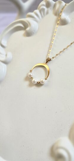 پلاک مروارید و گوی